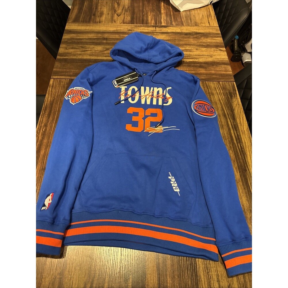 PRO STANDARD NEW YORK KNICKS KARL ANTHONY TOWNS MEN'S PULLOVER HOODIE NWT